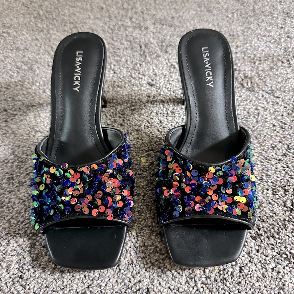Lisa Vicky Women’s PRETTY-V In Black With Sequins 6.5 New In Box